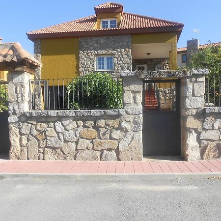 En Casa De Carlos Ortigosa del Monte Eksteriør bilde