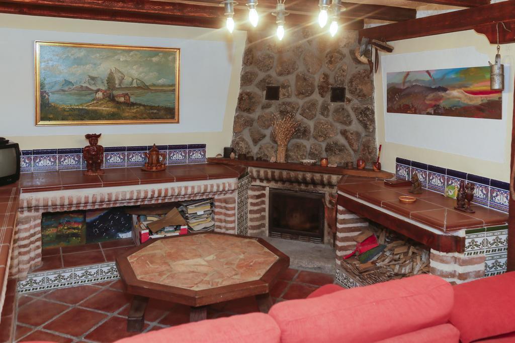 En Casa De Carlos Ortigosa del Monte Eksteriør bilde